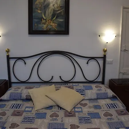 La Casa Di Angela Lavagna